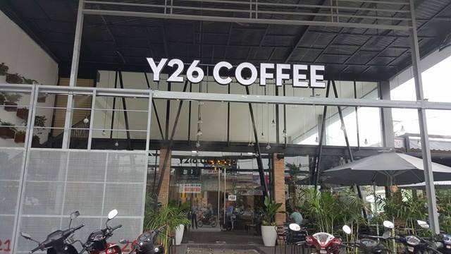 y26 coffee nổi bật với không gian mở của quán