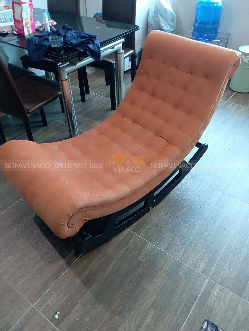 Đệm ghế bập bênh đã được thay vỏ bọc mới