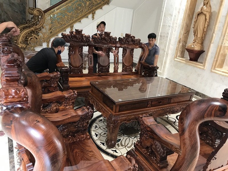 Kích thước bộ bàn ghế gỗ tay 14, lý tưởng cho phòng khách biệt thự rộng
