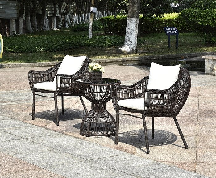Làm thế nào để đánh giá chất lượng bàn ghế giả mây?