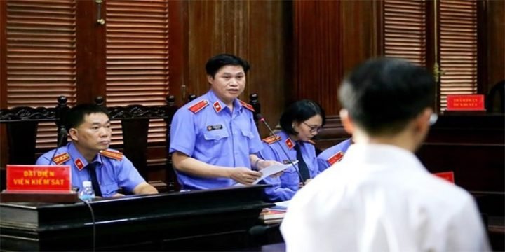 Người có thẩm quyền kháng nghị bản án theo thủ tục tái thẩm