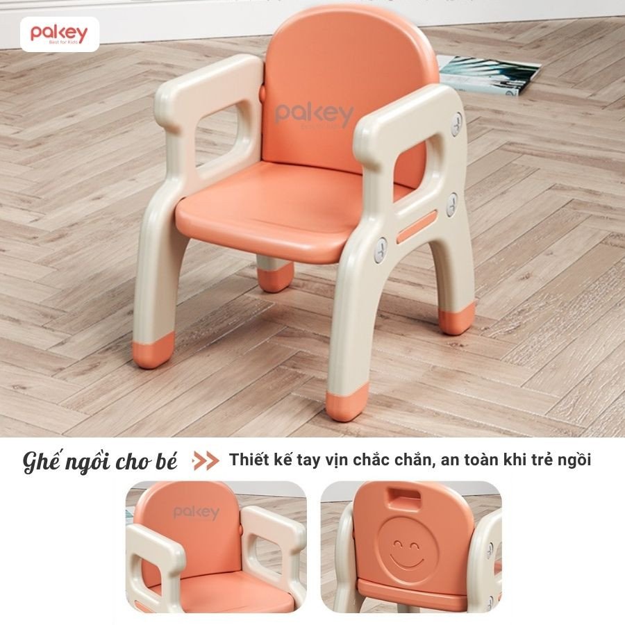 Bàn ăn an toàn cho bé 2 tuổi với ghế tựa lưng thoải mái