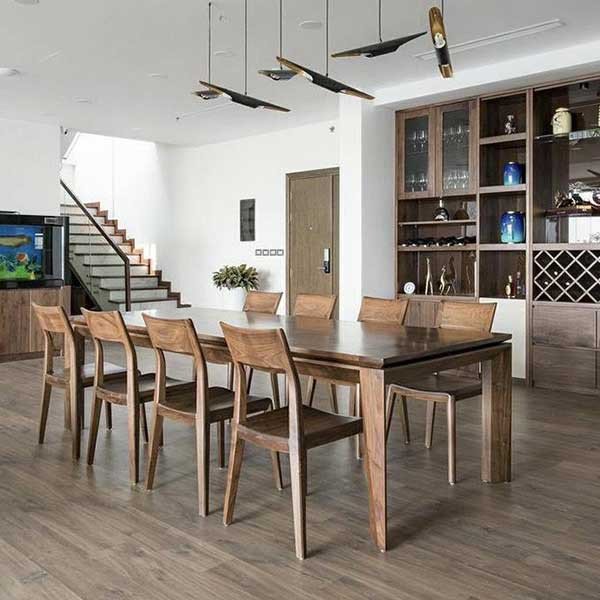 Bàn ăn chân sắt cho 8 người với mặt gỗ tự nhiên