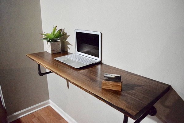Bàn làm việc treo tường tối ưu diện tích cho phòng ngủ nhỏ