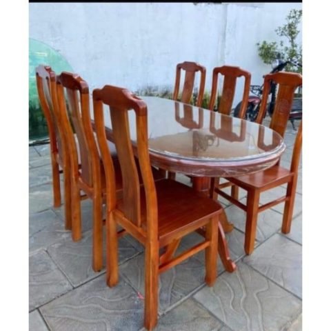 Bộ bàn ăn 6 ghế gỗ xoan đào với thiết kế chân trụ vững chắc