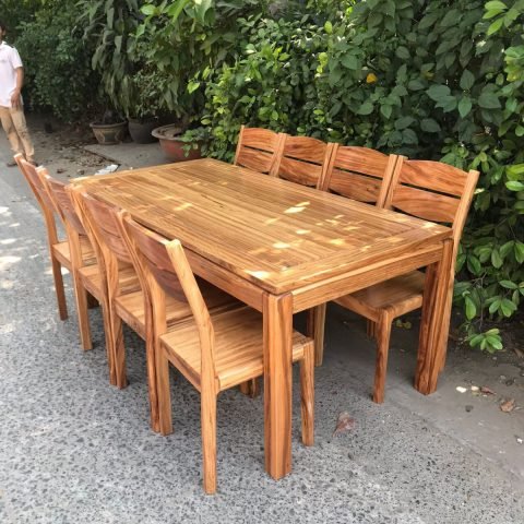 Bộ bàn ăn 8 ghế gỗ hương đá tự nhiên đẹp mắt
