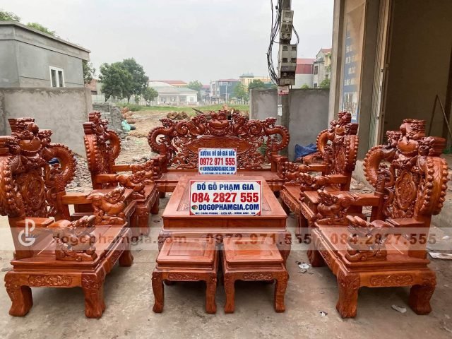 Bộ bàn ghế gỗ phòng khách 10 món chạm khắc rồng nghê đỉnh tinh xảo