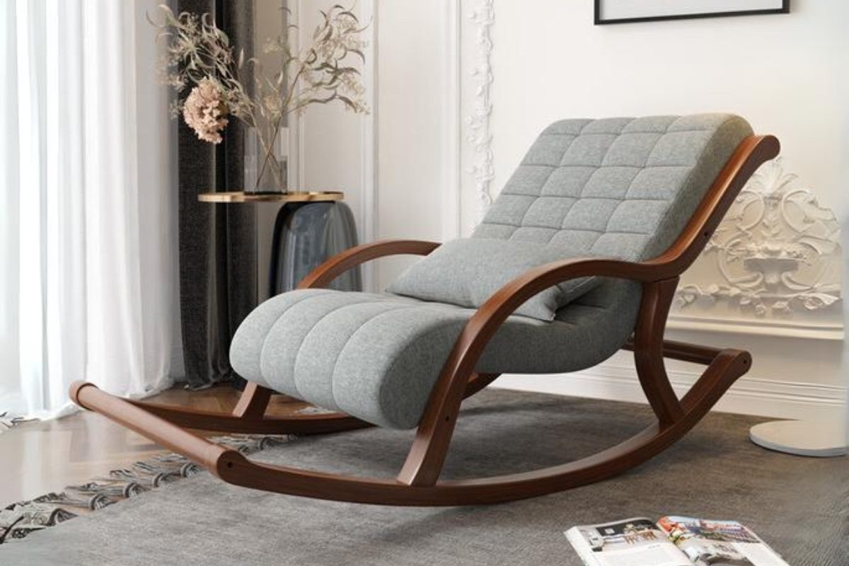 Ghế bập bênh phong cách cổ điển dành cho người lớn tuổi