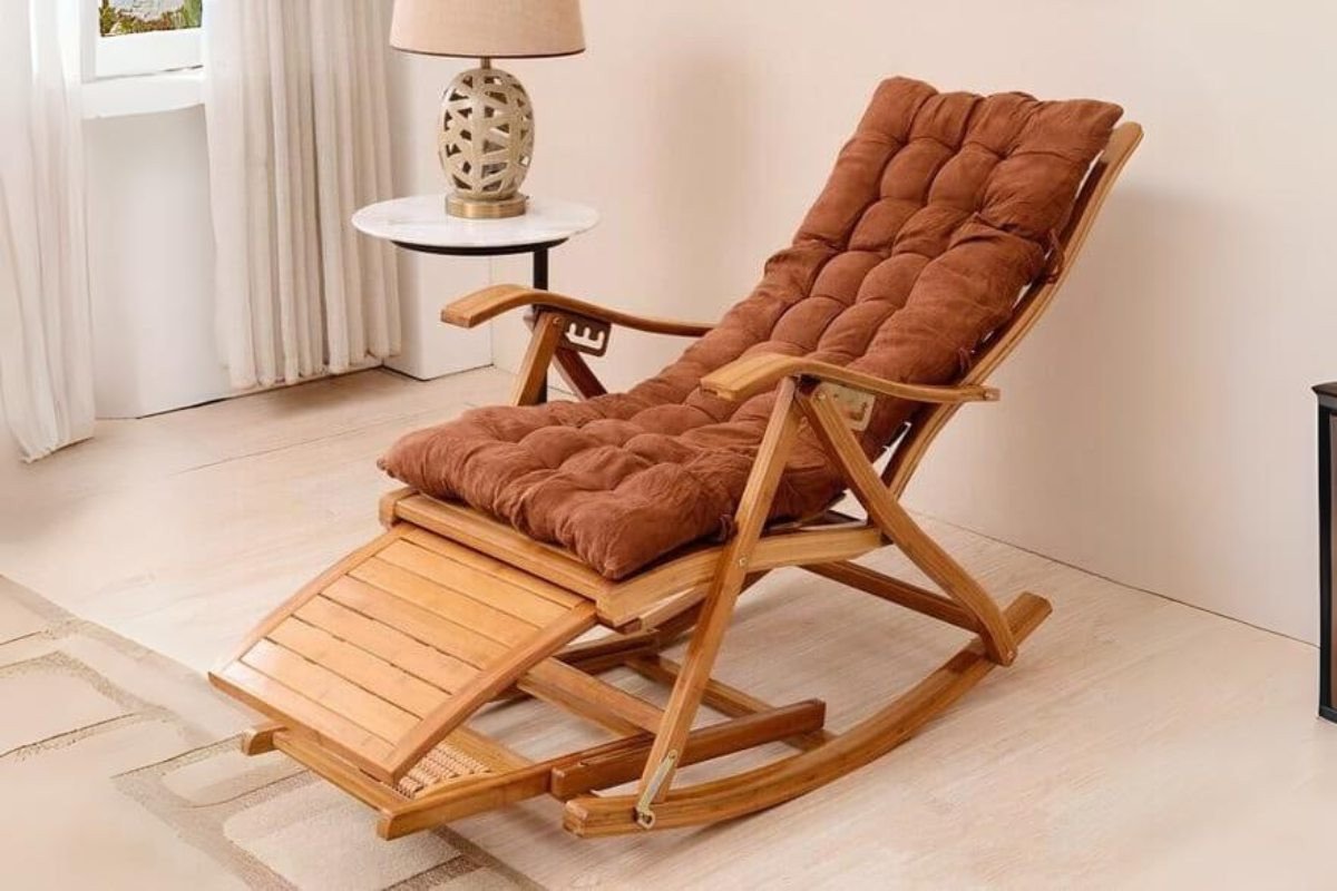 Ghế bập bênh thư giãn bằng gỗ tự nhiên