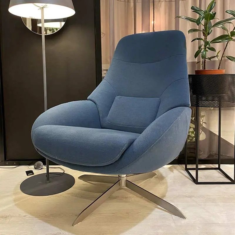 Ghế sofa tựa lưng lót nệm êm ái