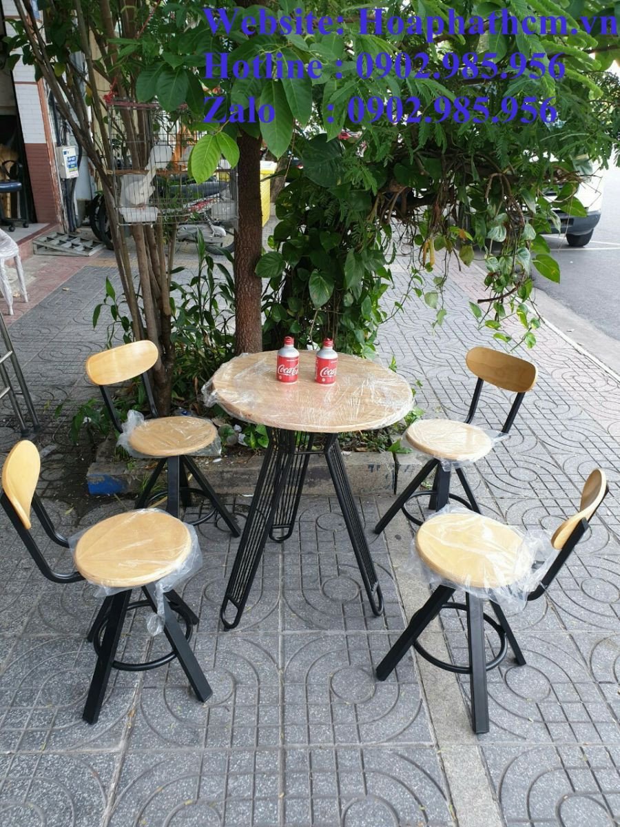 Ghế tựa lưng quán cà phê khung kim loại bền chắc