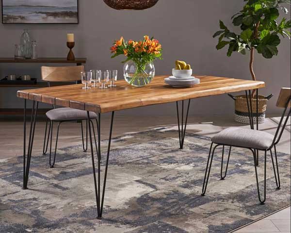 Mẫu bàn ăn chân sắt Hairpin với mặt gỗ tự nhiên dày dặn