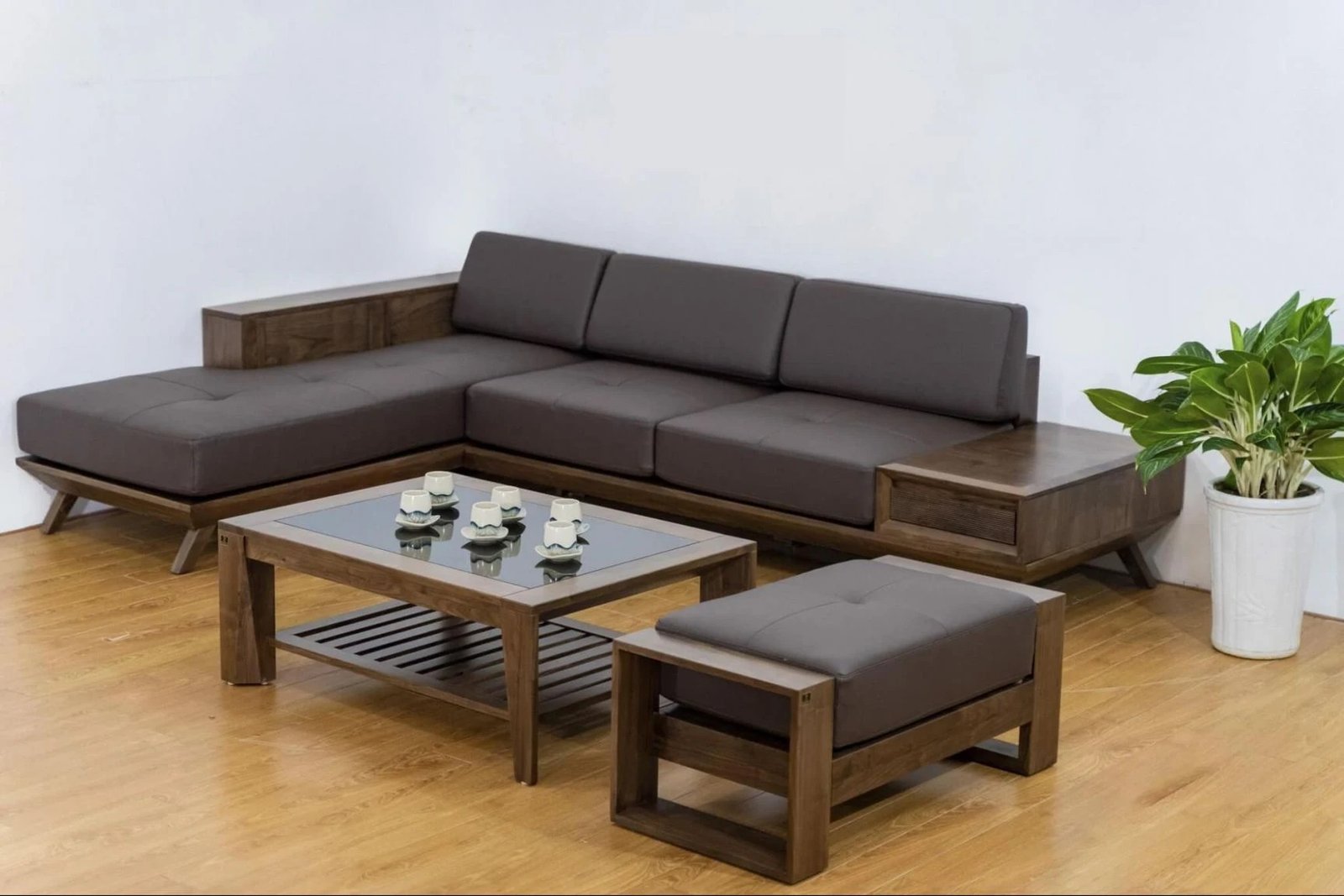 Sofa gỗ phòng khách 3 triệu màu trầm ấm
