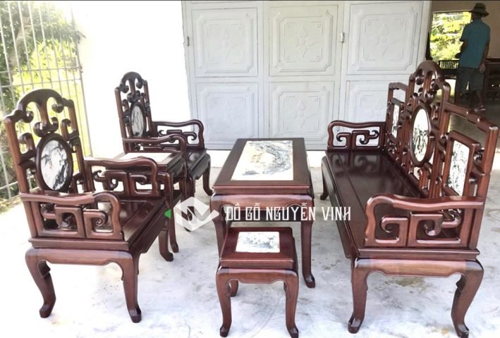 Tổng quan bộ bàn ghế móc gỗ gụ truyền thống cho không gian phòng khách