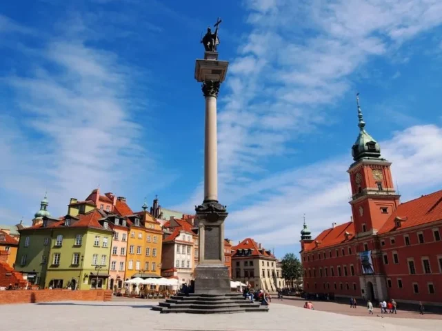 Đâu là thủ đô của Ba Lan? Khám phá Warsaw - Trái tim lịch sử