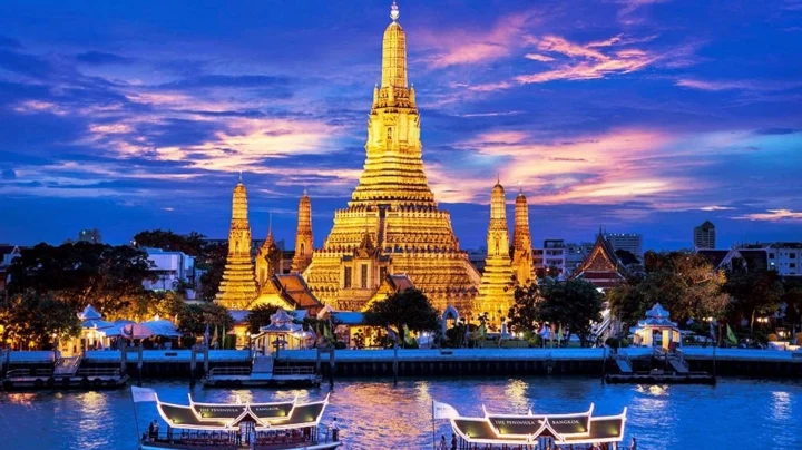 Top Điểm Du Lịch Tại Pattaya Hấp Dẫn Nhất 2026 Bãi biển trong xanh tại Đảo San Hô Pattaya