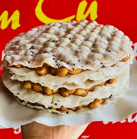 Bánh Cu Đơ Hà Tĩnh: Bí Quyết Tạo Nên Hương Vị Đặc Biệt Bánh cu đơ làm quà