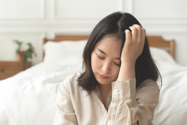 Câu đố kiến thức: Đồ uống nào giúp giảm căng thẳng? Biểu đồ các dấu hiệu nhận biết và cách quản lý căng thẳng