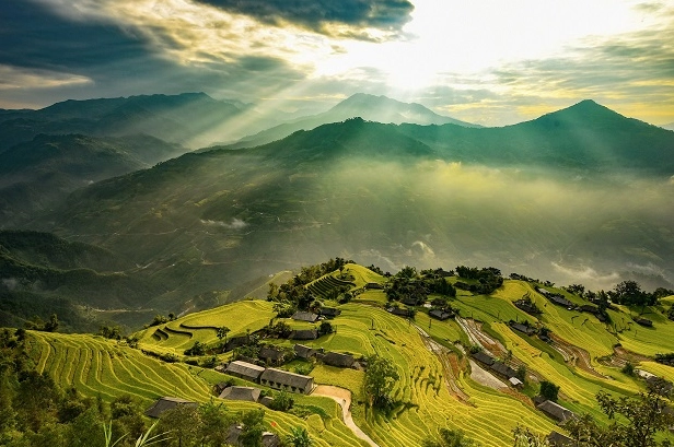 Cao nguyên đá Đồng Văn hùng vĩ