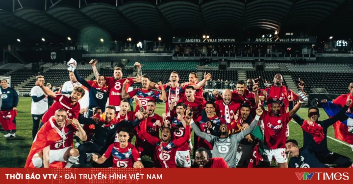 Cầu thủ PSG trong một trận đấu mùa giải 2020-2021