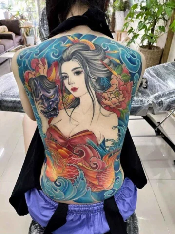 Chi tiết hình xăm Nhật cổ full lưng nữ