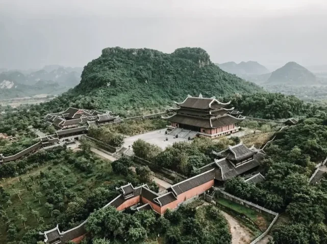 Chùa Yên Tử Ở Đâu? Khám Phá Linh Địa Phật Giáo Việt Nam