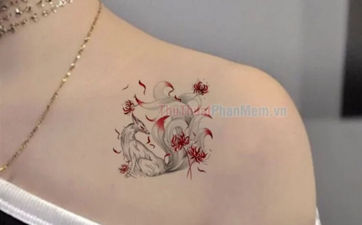 Hình Xăm Cửu Vĩ Hồ Ly Mini: Ý Nghĩa & Xu Hướng 2026 Hình xăm cửu vĩ hồ ly mini với chín đuôi mềm mại