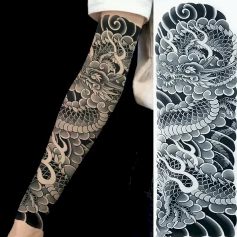 Hình Xăm Rồng Đen Trắng Kín Tay: Biểu Tượng Sức Mạnh & Nghệ Thuật Hình xăm rồng đen trắng kín tay ấn tượng