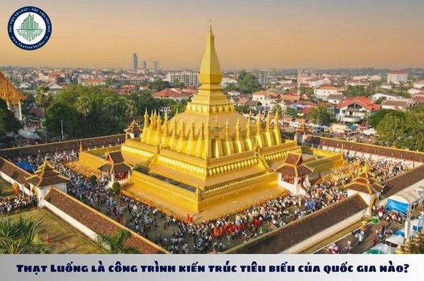 Kiến trúc độc đáo của Thạt Luổng về đêm