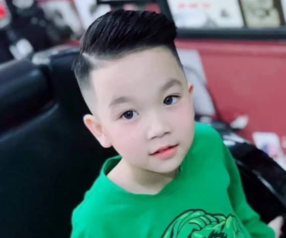 Kiểu Tóc Nam Cho Bé Trai: Hướng Dẫn Chọn Tóc Đẹp 2026 Kiểu tóc nam cho bé trai sành điệu