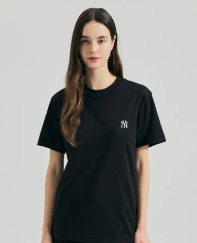 Áo Thun Basic: Must-Have Wardrobe, Hướng Dẫn Chọn Lựa Toàn Diện 2026 Mẫu áo thun basic màu trắng trơn cổ tròn
