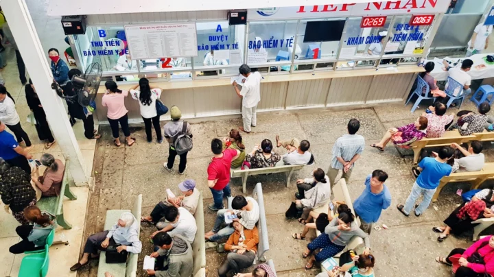 Mua Bảo Hiểm Y Tế TP.HCM: Hướng Dẫn Chi Tiết 2026
