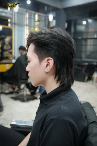 Mullet Nam Đẹp: Phong Cách Tóc Gây Sốt 2026 Mullet nam xoăn lãng tử