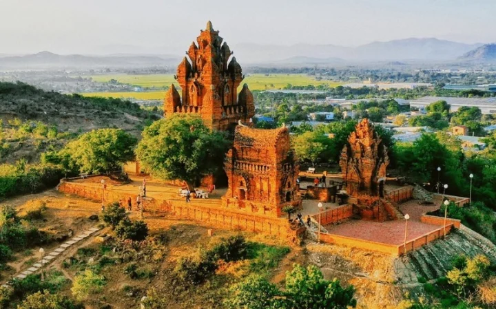 Đồi Cát Nam Cương Ninh Thuận lung linh dưới nắng
