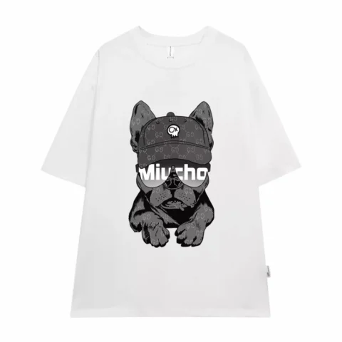 Phối áo boy phố với quần jogger năng động