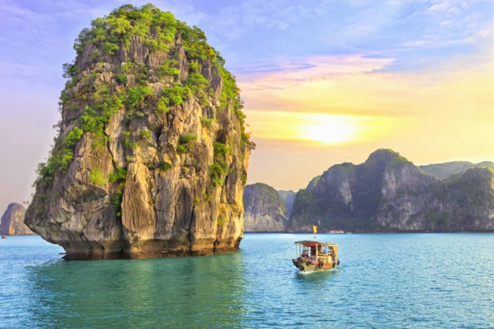 Ruộng bậc thang Mù Cang Chải mùa lúa chín