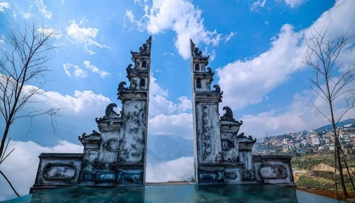 Toàn cảnh Cổng Trời Ô Quy Hồ nhìn từ trên cao