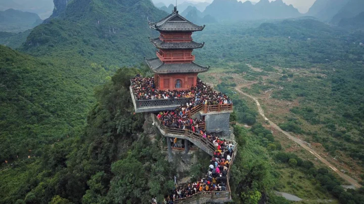 Khám phá Điểm Tham Quan Tại Khu Du Lịch Tam Chúc Tượng Phật Thích Ca Mâu Ni tại chùa Tam Chúc