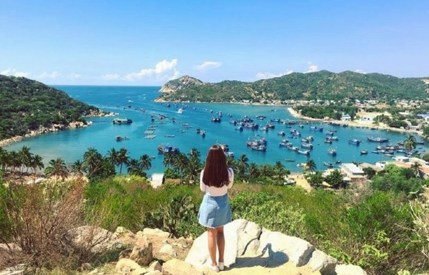 Vẻ đẹp thơ mộng của Vịnh Vĩnh Hy